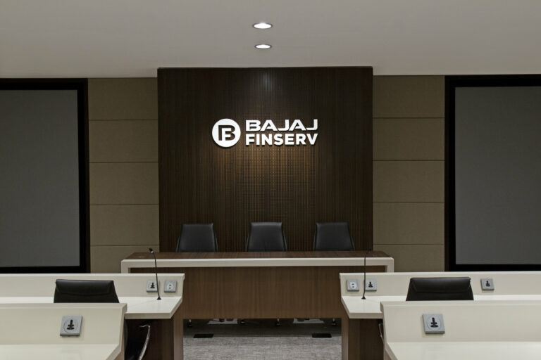 Bajaj Finserv is Hiring 8000 Job Openings Across India